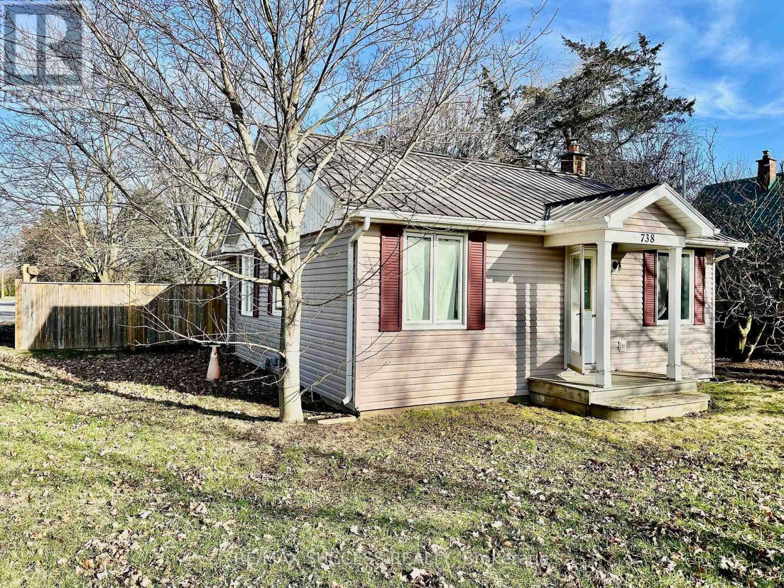 738 Mount Pleasant Road, Brant, ON - Outdoor