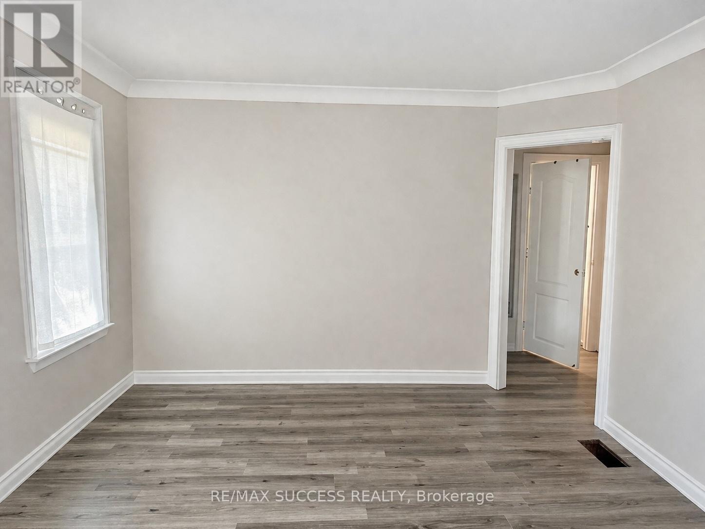 738 Mount Pleasant Road, Brant, ON - Indoor Photo Showing Other Room