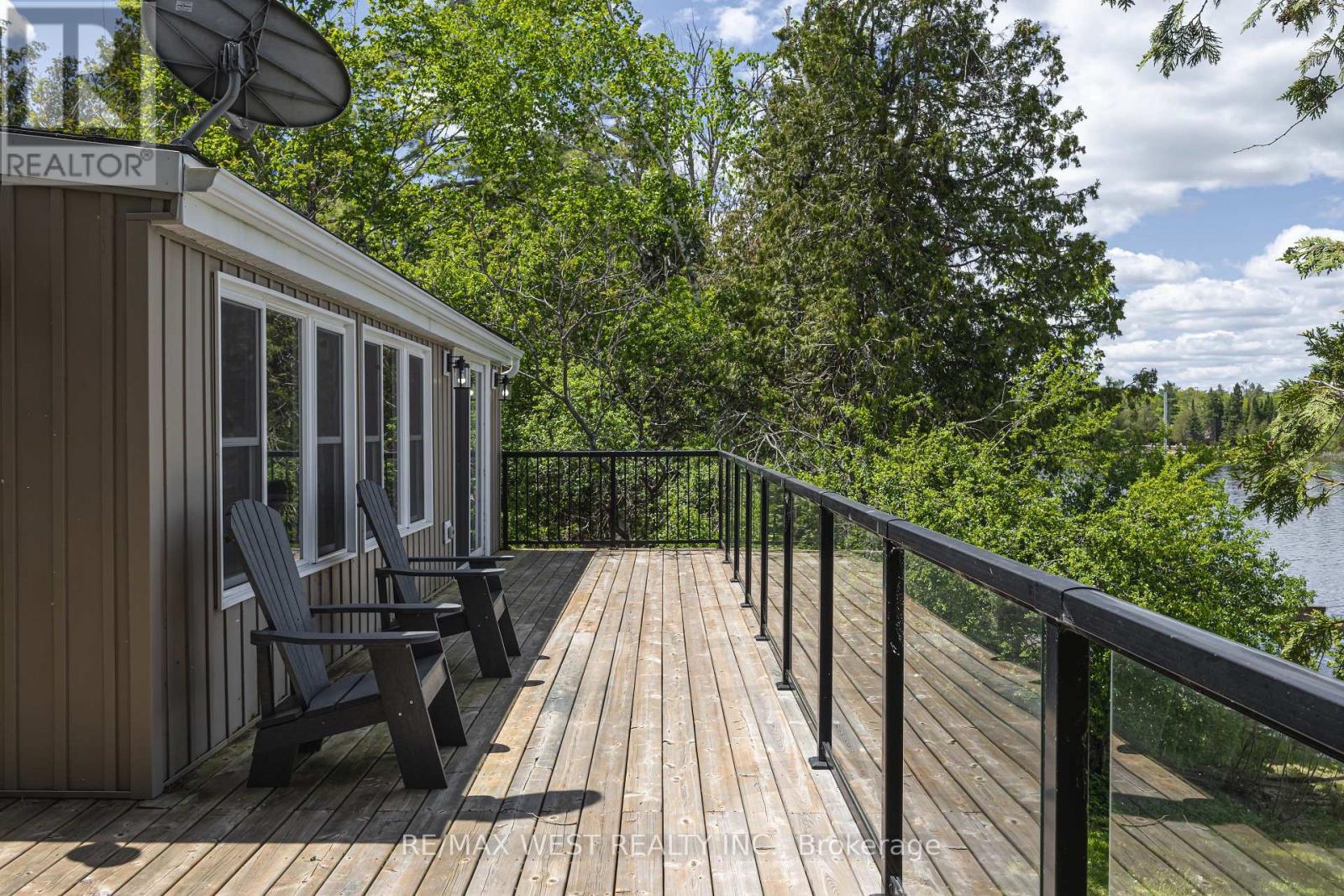 15 Manchester Trail, Kawartha Lakes, ON - Outdoor With Deck Patio Veranda