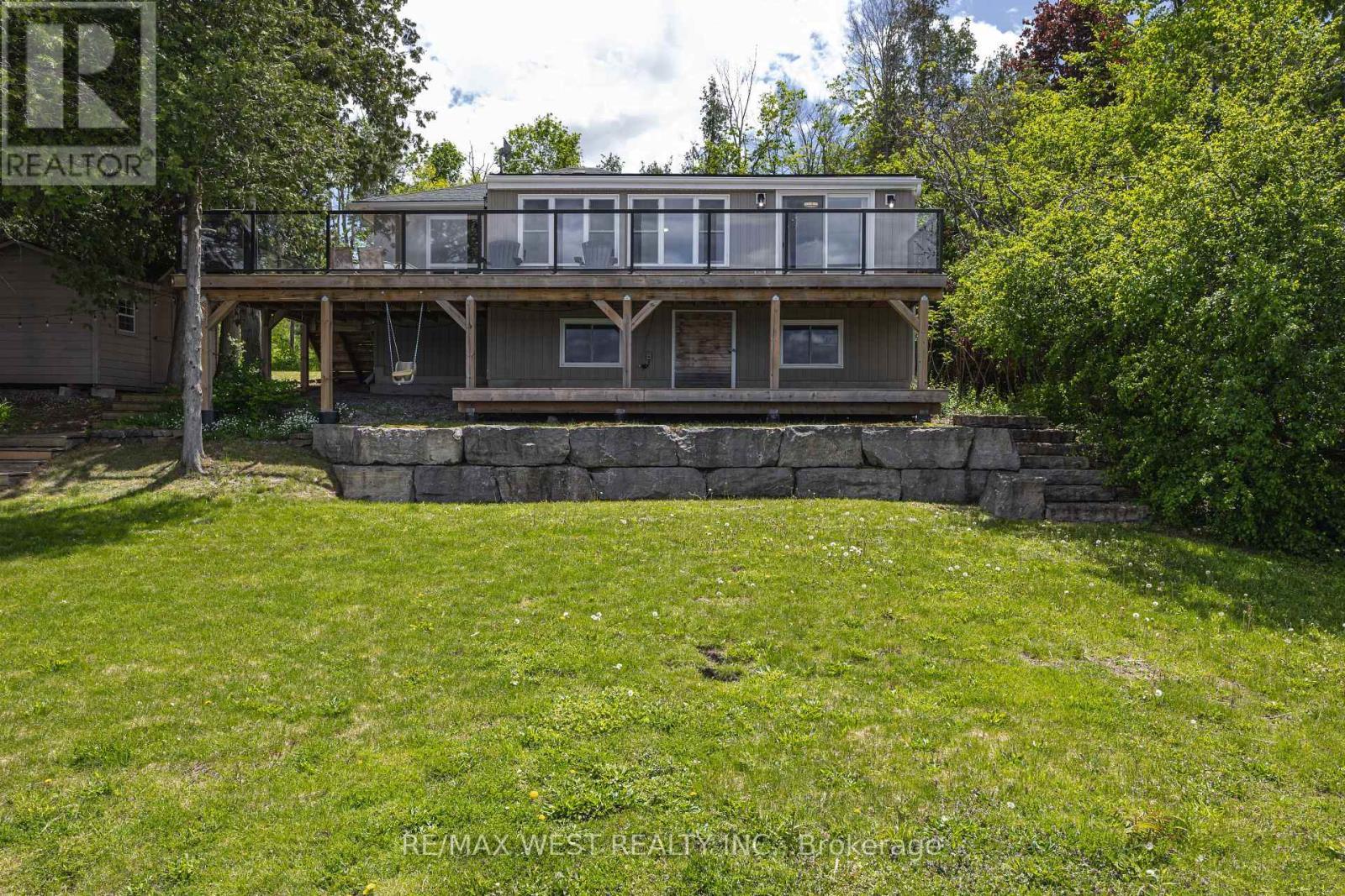 15 Manchester Trail, Kawartha Lakes, ON - Outdoor With Deck Patio Veranda