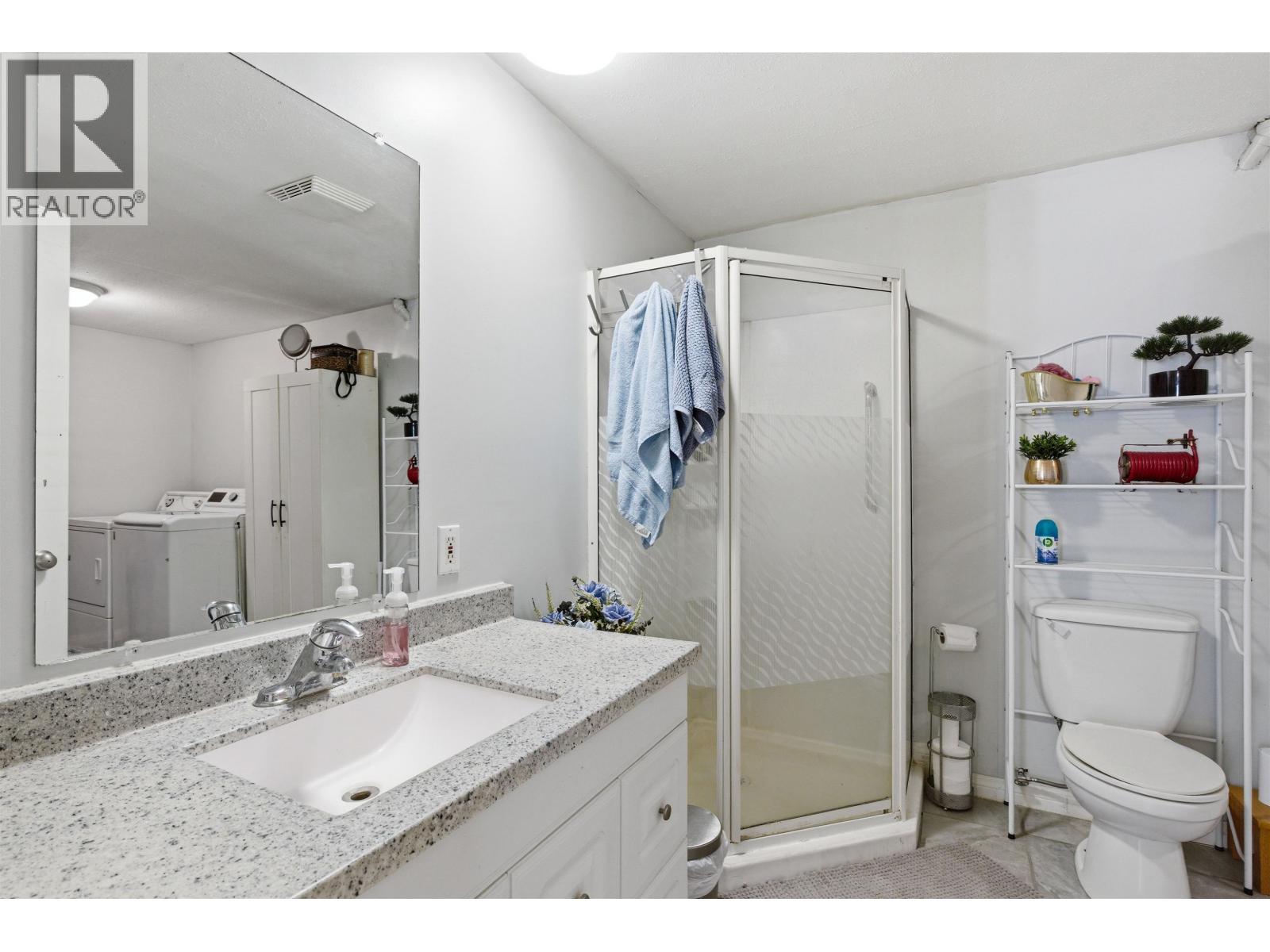 1824 Dog Creek Road, Williams Lake, BC - Indoor Photo Showing Bathroom
