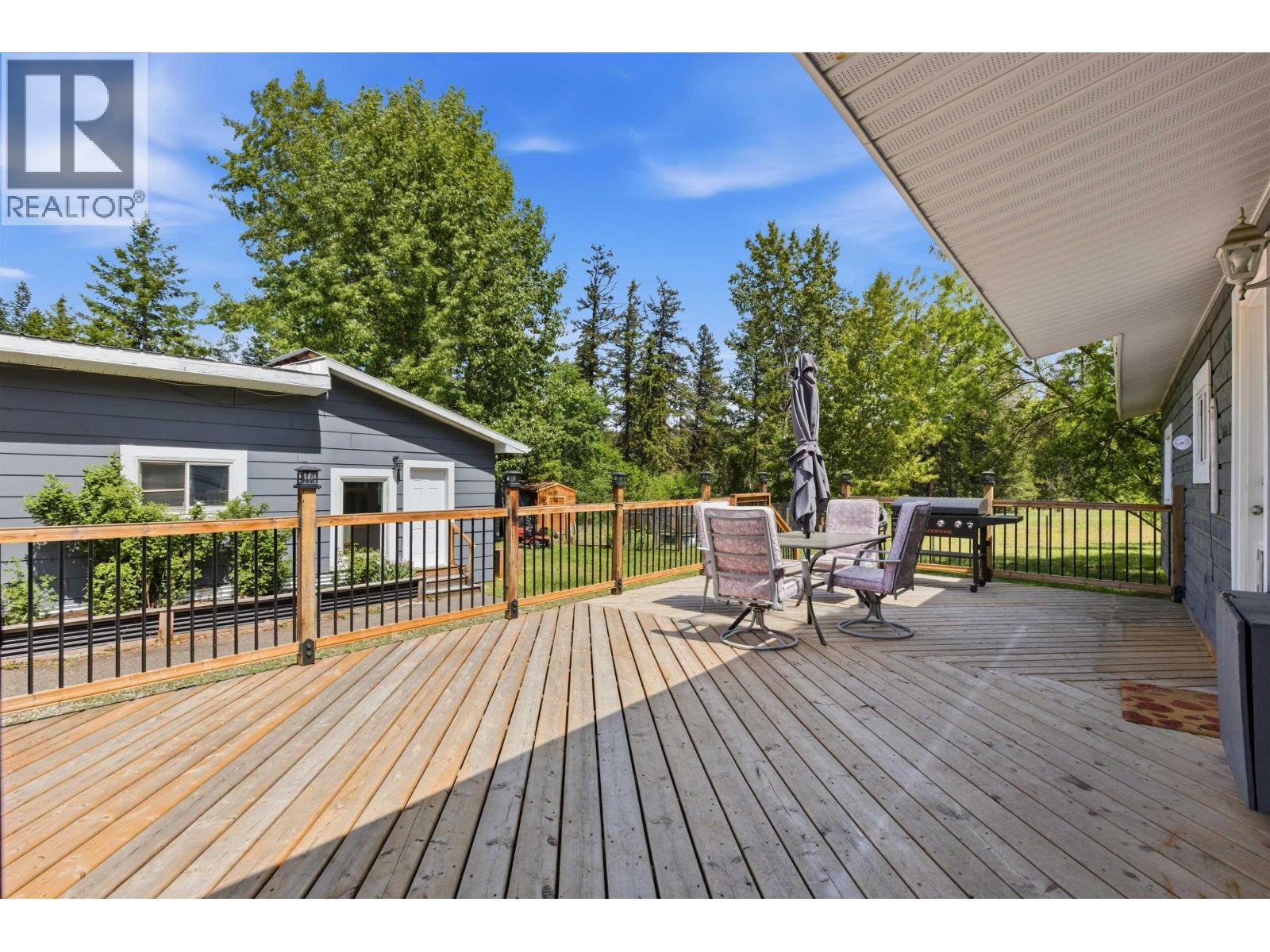 1824 Dog Creek Road, Williams Lake, BC - Outdoor With Deck Patio Veranda With Exterior