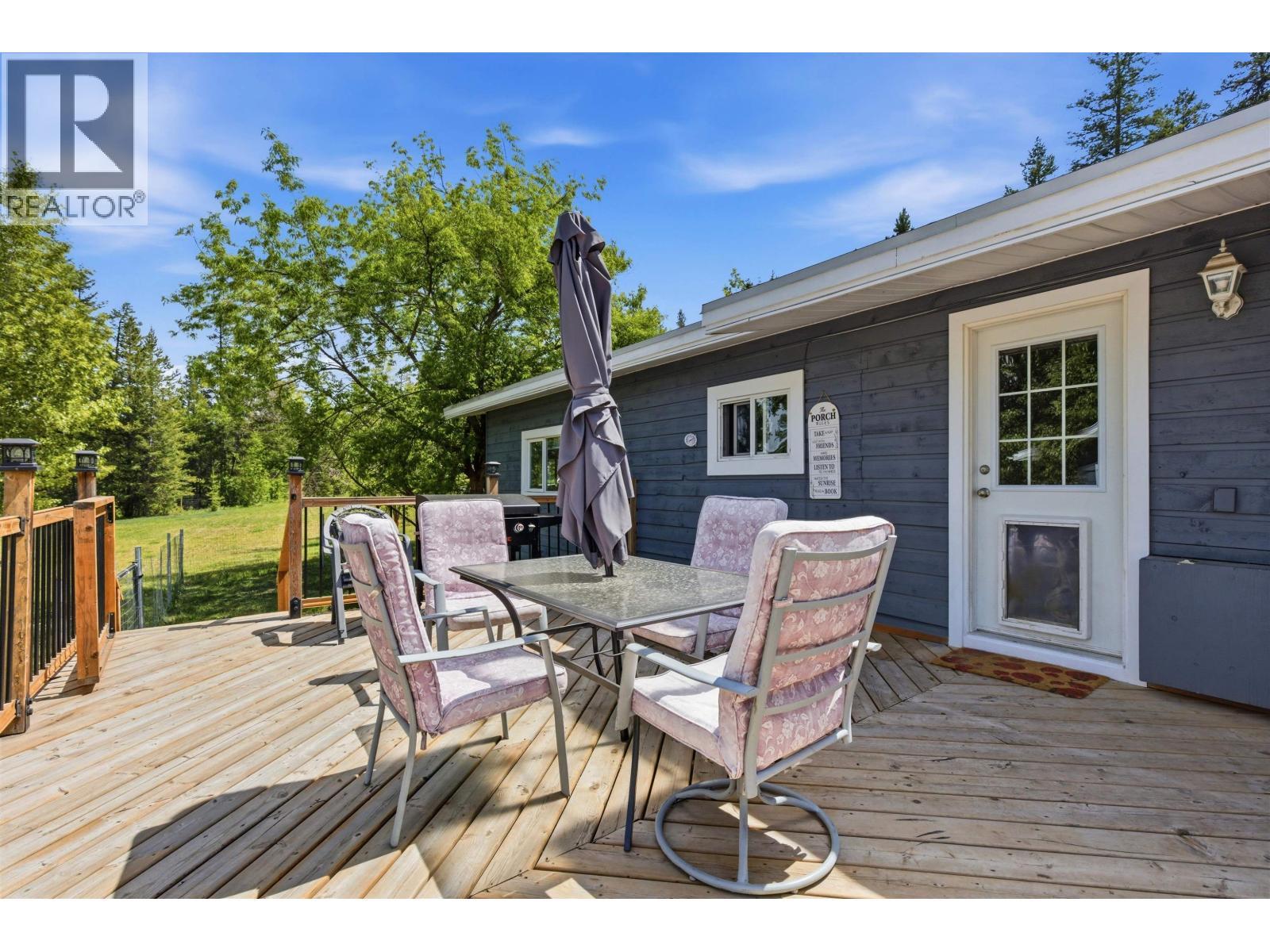 1824 Dog Creek Road, Williams Lake, BC - Outdoor With Deck Patio Veranda