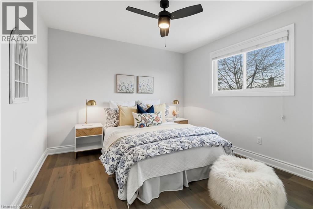 2485 Woburn Crescent, Oakville, ON - Indoor Photo Showing Bedroom
