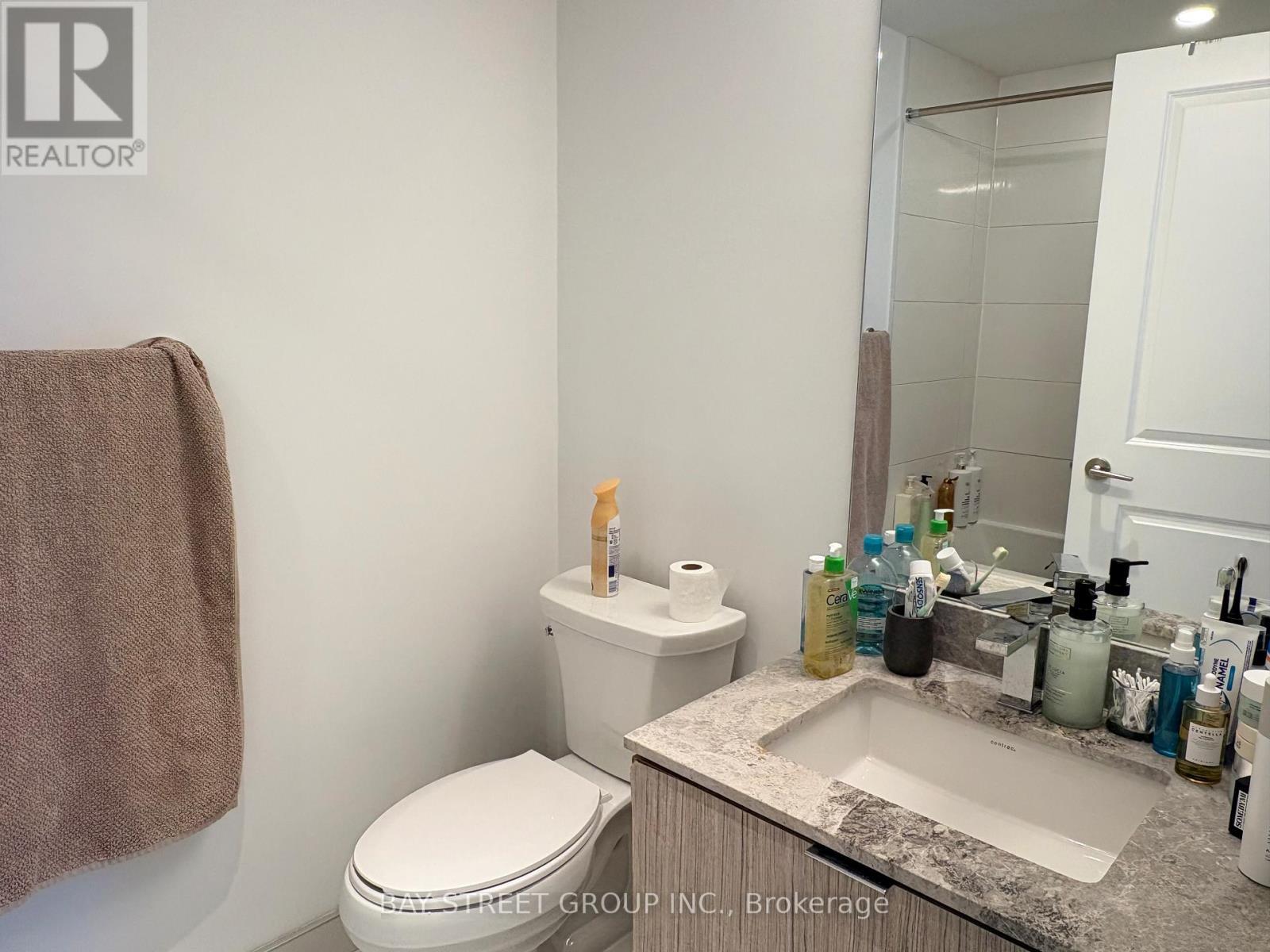 4010 - 395 Bloor Street E, Toronto, ON - Indoor Photo Showing Bathroom