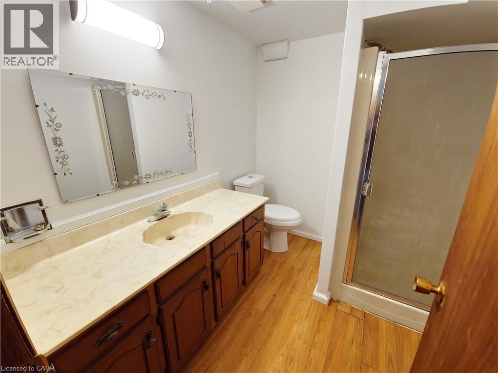 17 Cemetery Road, Norfolk County, ON - Indoor Photo Showing Bathroom