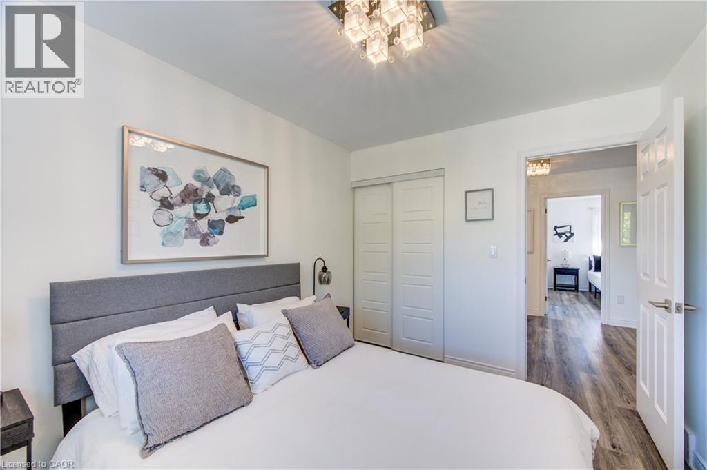 102 Allen Street, Tillsonburg, ON - Indoor Photo Showing Bedroom