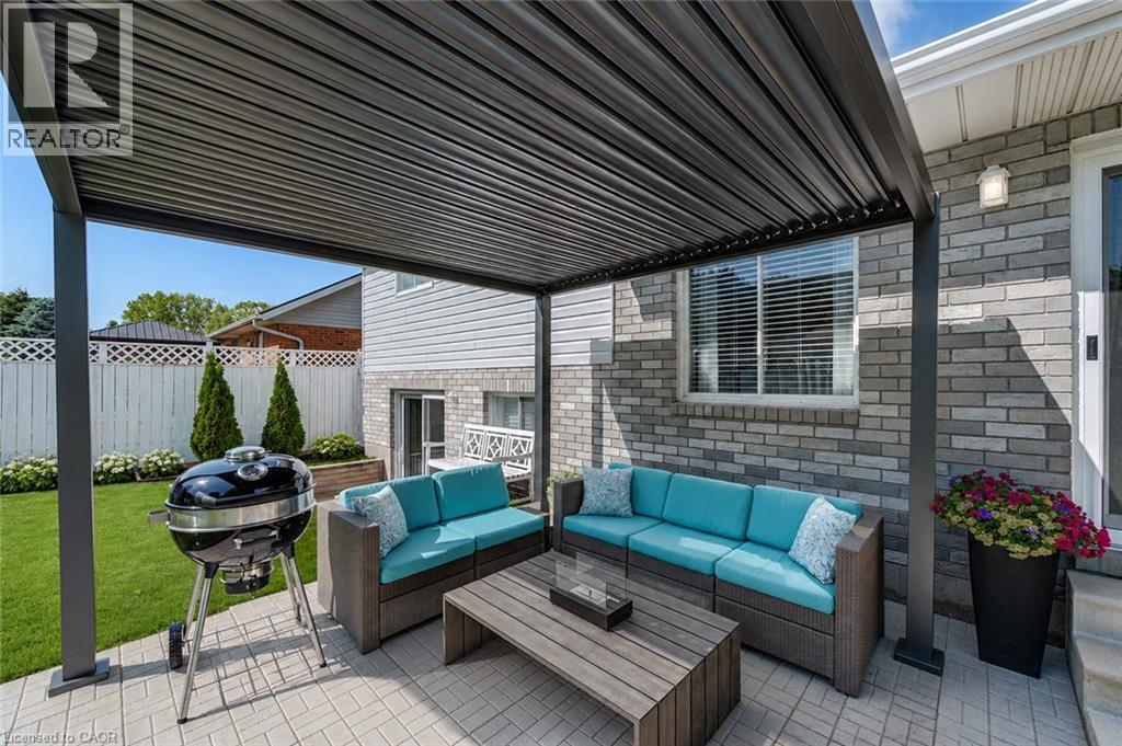 102 Allen Street, Tillsonburg, ON - Outdoor With Deck Patio Veranda With Exterior