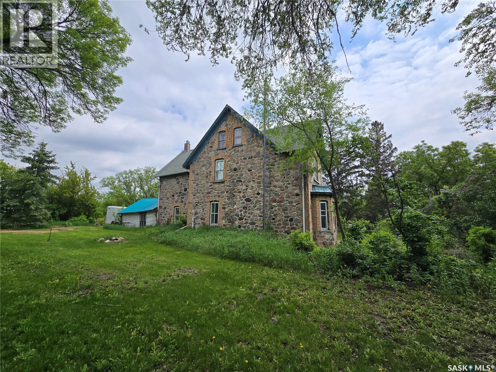 934 Main Street, Broadview, SK
