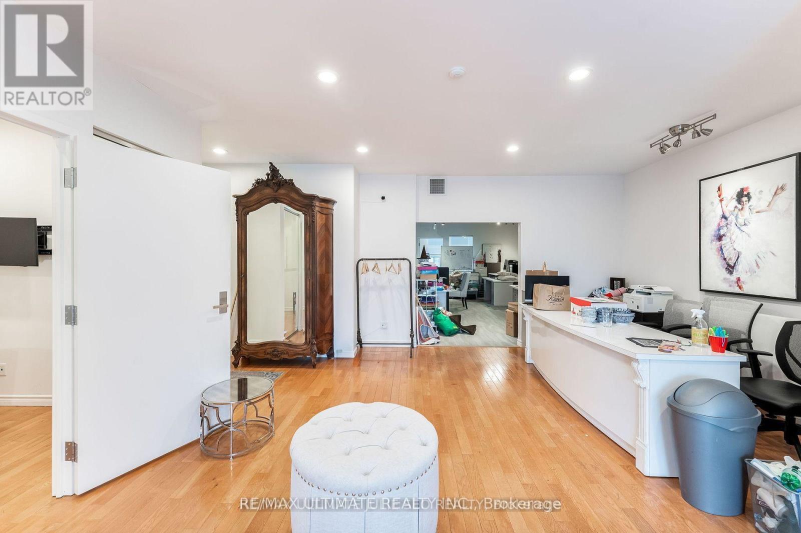 304 Danforth Avenue, Toronto, ON