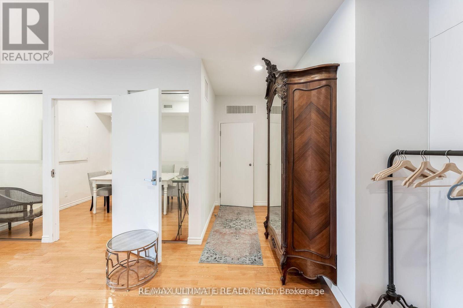 304 Danforth Avenue, Toronto, ON