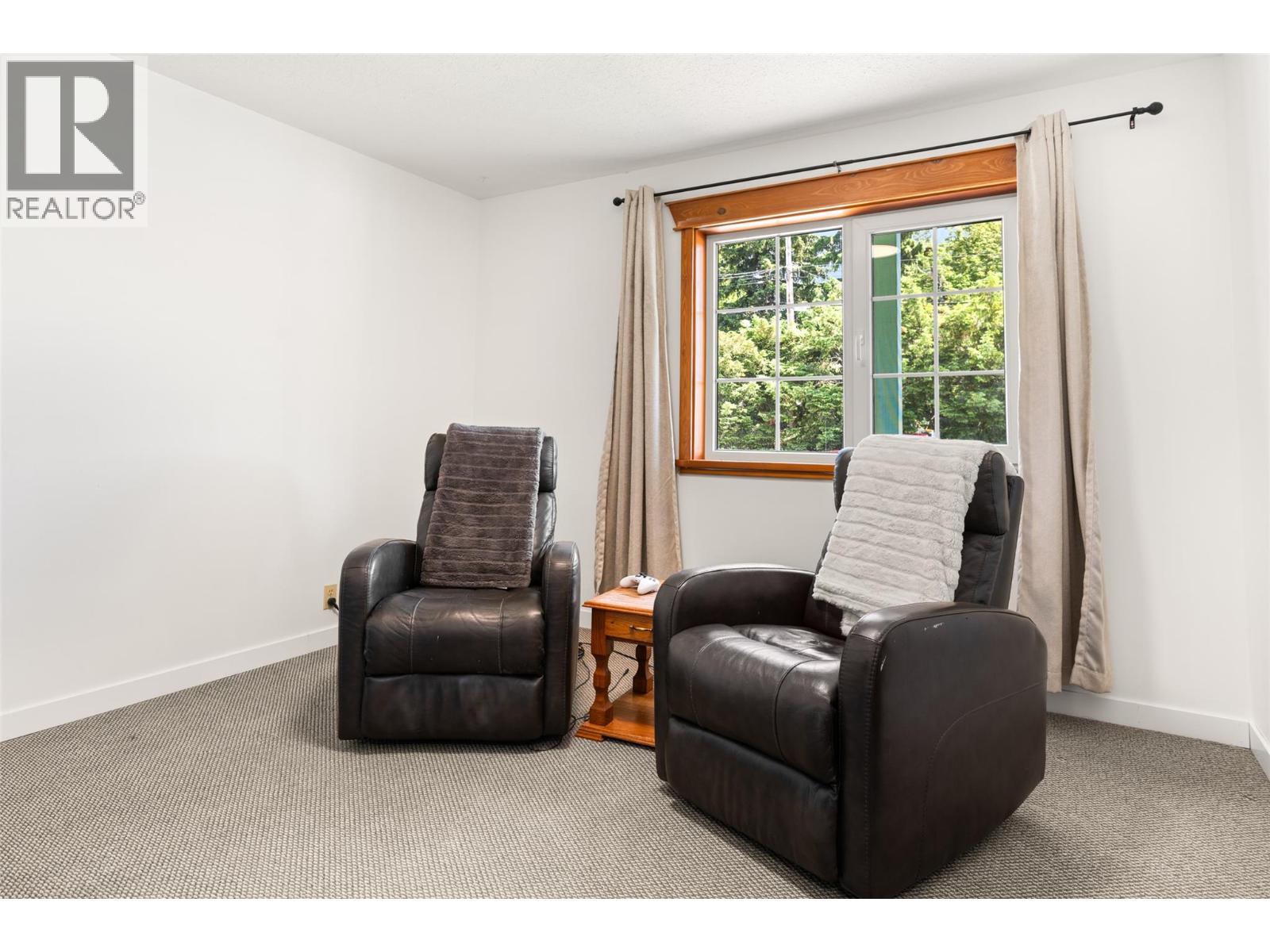 Bedroom Main floor - 701 Edward Street, Revelstoke, BC