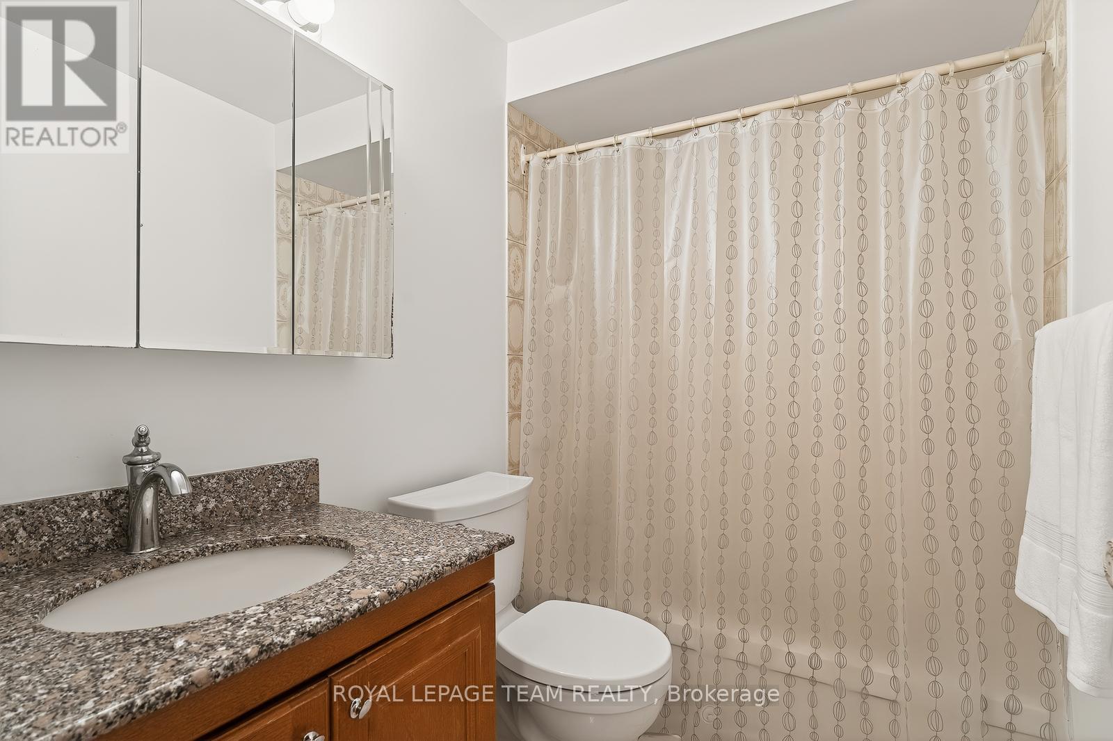 9 - 402 Montfort Street, Ottawa, ON - Indoor Photo Showing Bathroom