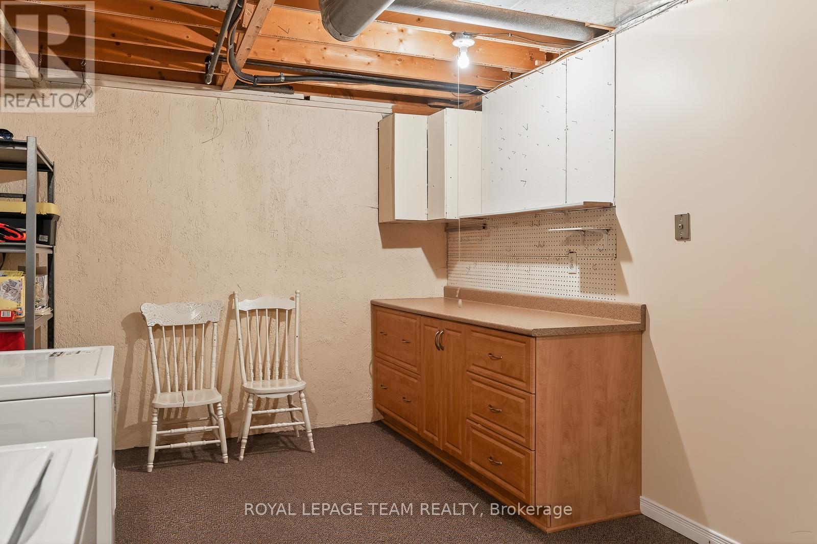 9 - 402 Montfort Street, Ottawa, ON - Indoor Photo Showing Basement