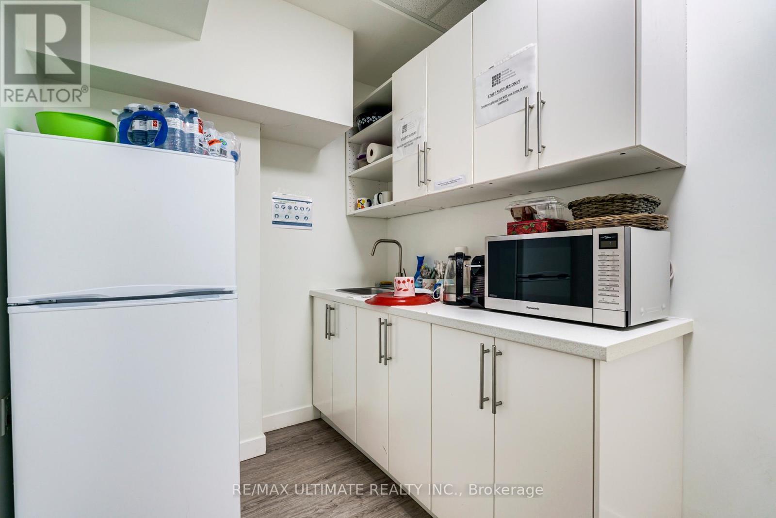 427-429 Vaughan Road, Toronto, ON