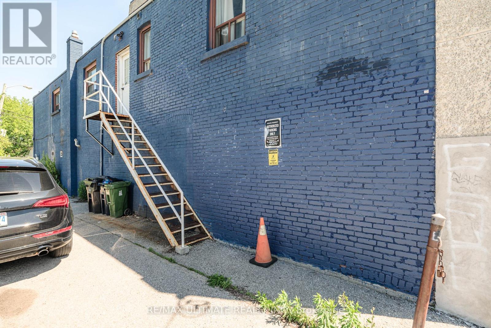 427-429 Vaughan Road, Toronto, ON