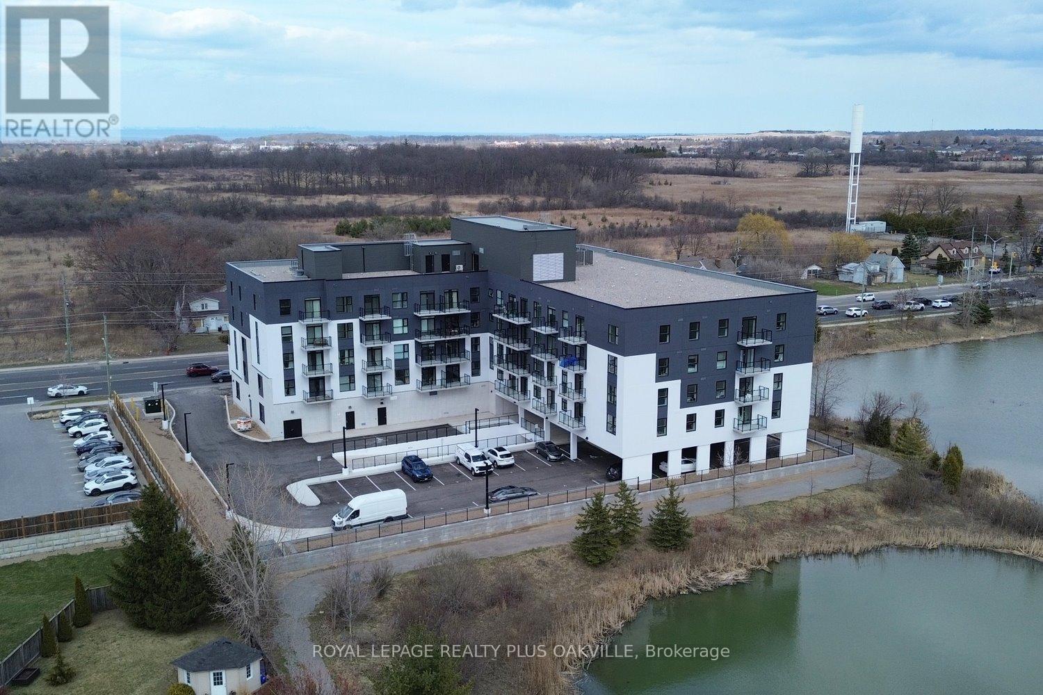 422 - 1936 Rymal Road E, Hamilton, ON - Outdoor With Body Of Water With View