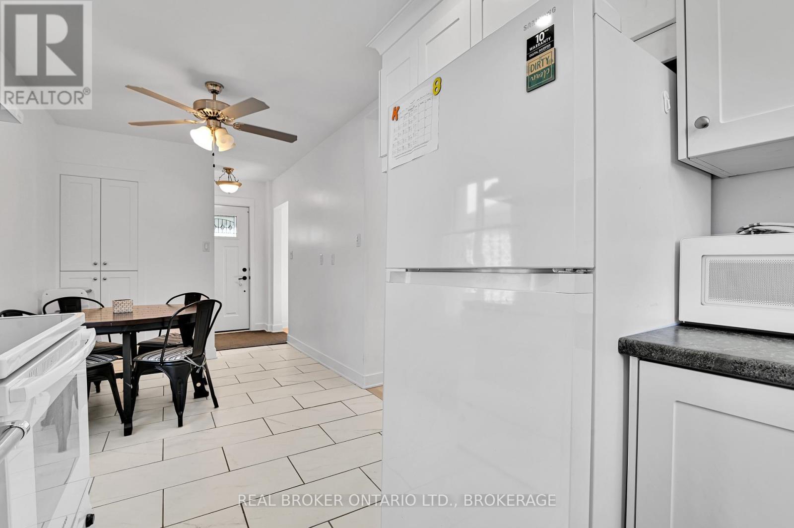 1006 Second Street E, Cornwall, ON - Indoor