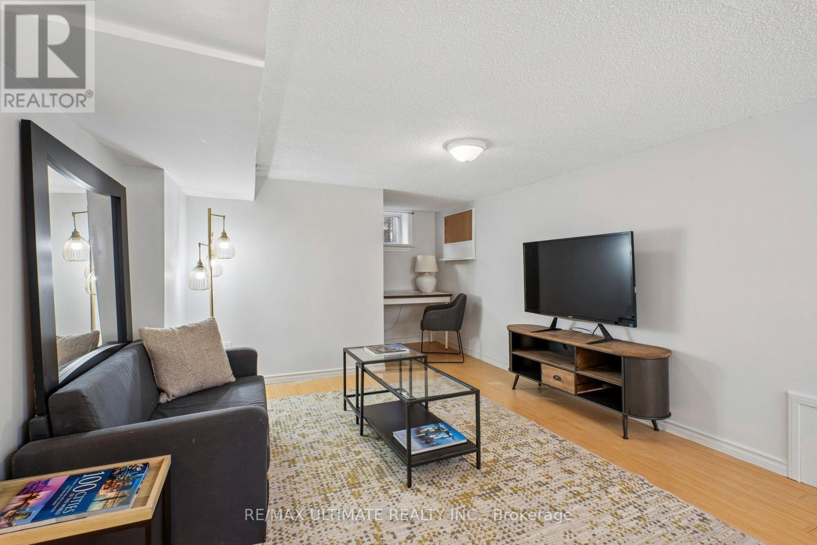 Basement - 34 Compton Crescent, Toronto, ON - Indoor Photo Showing Living Room