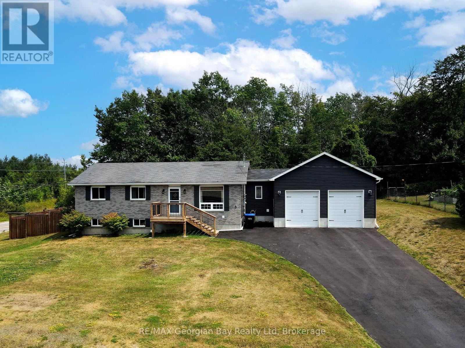 5 Easton Avenue, Tay (Port Mcnicoll), ON - Outdoor