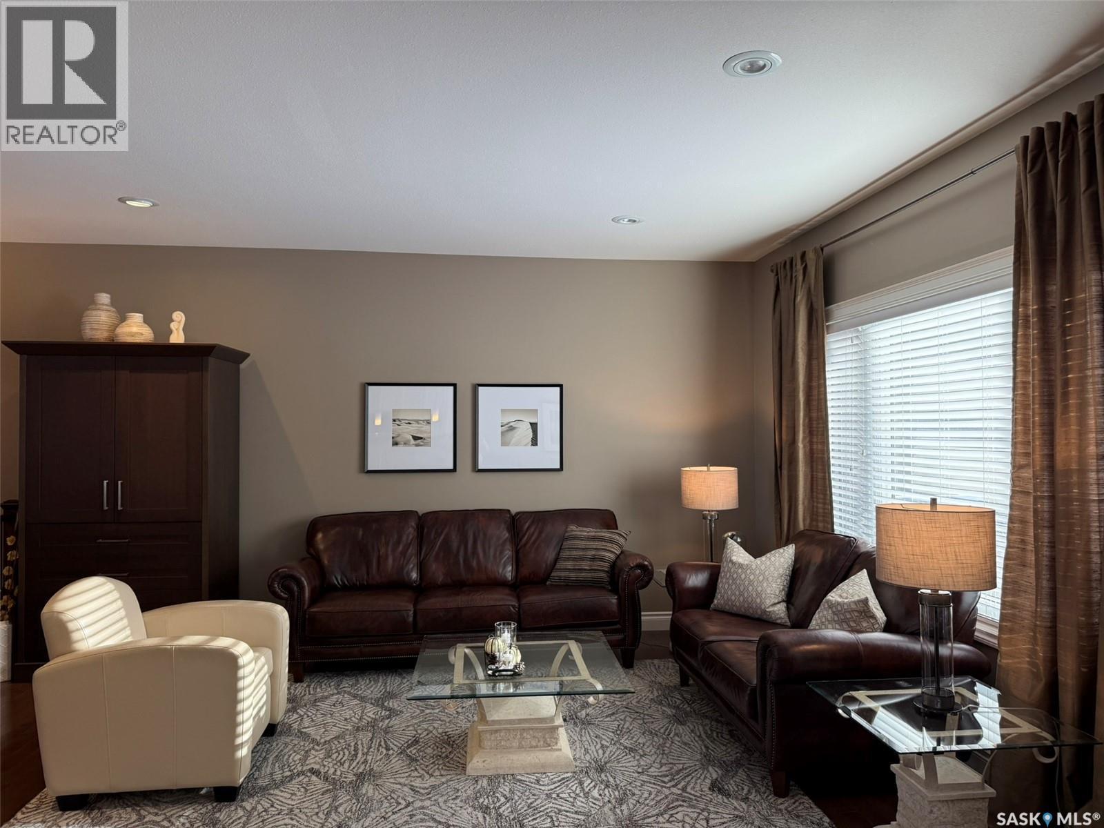 11 301 Cartwright Terrace, Saskatoon, SK - Indoor Photo Showing Living Room