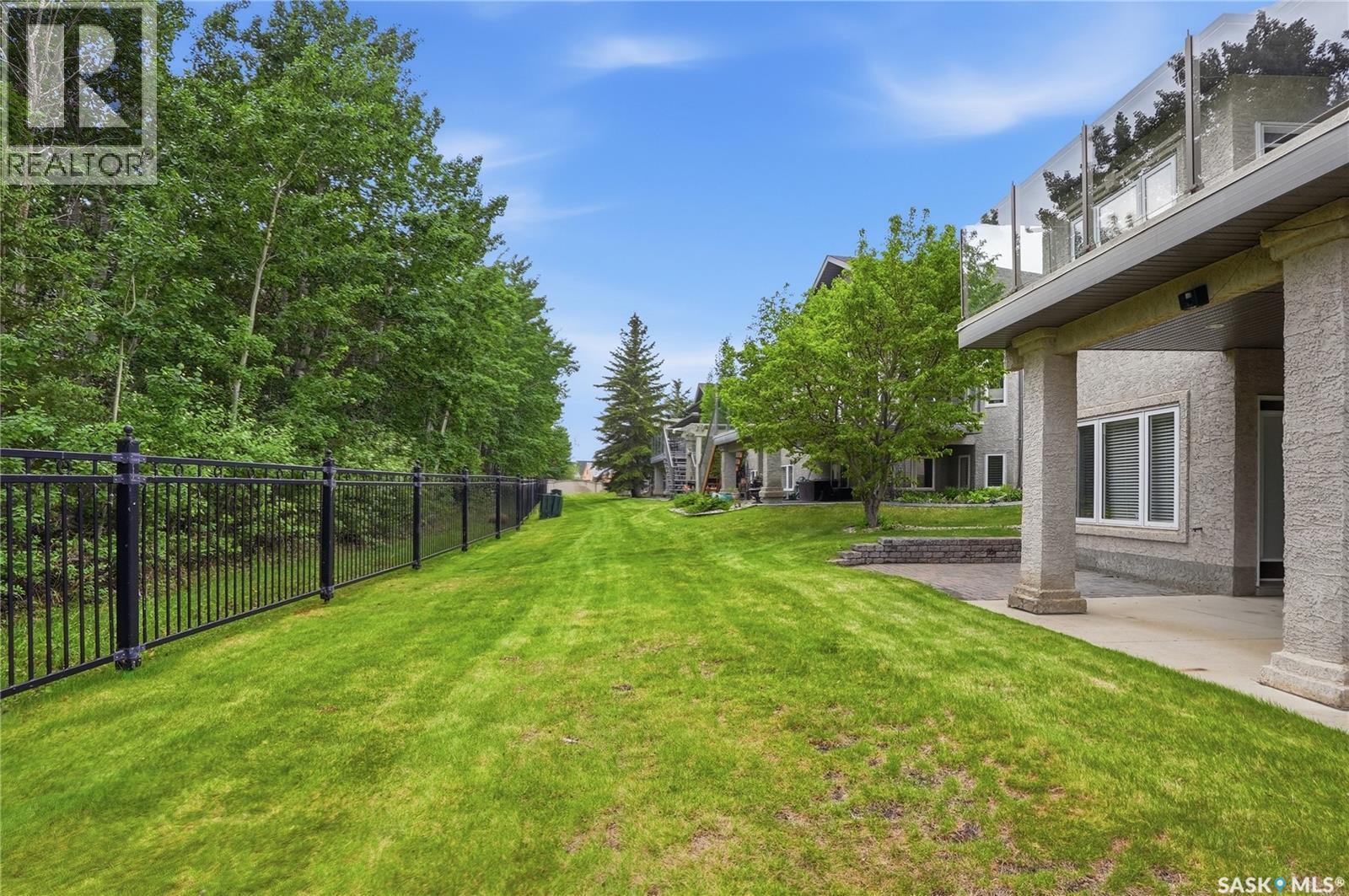 11 301 Cartwright Terrace, Saskatoon, SK - Outdoor