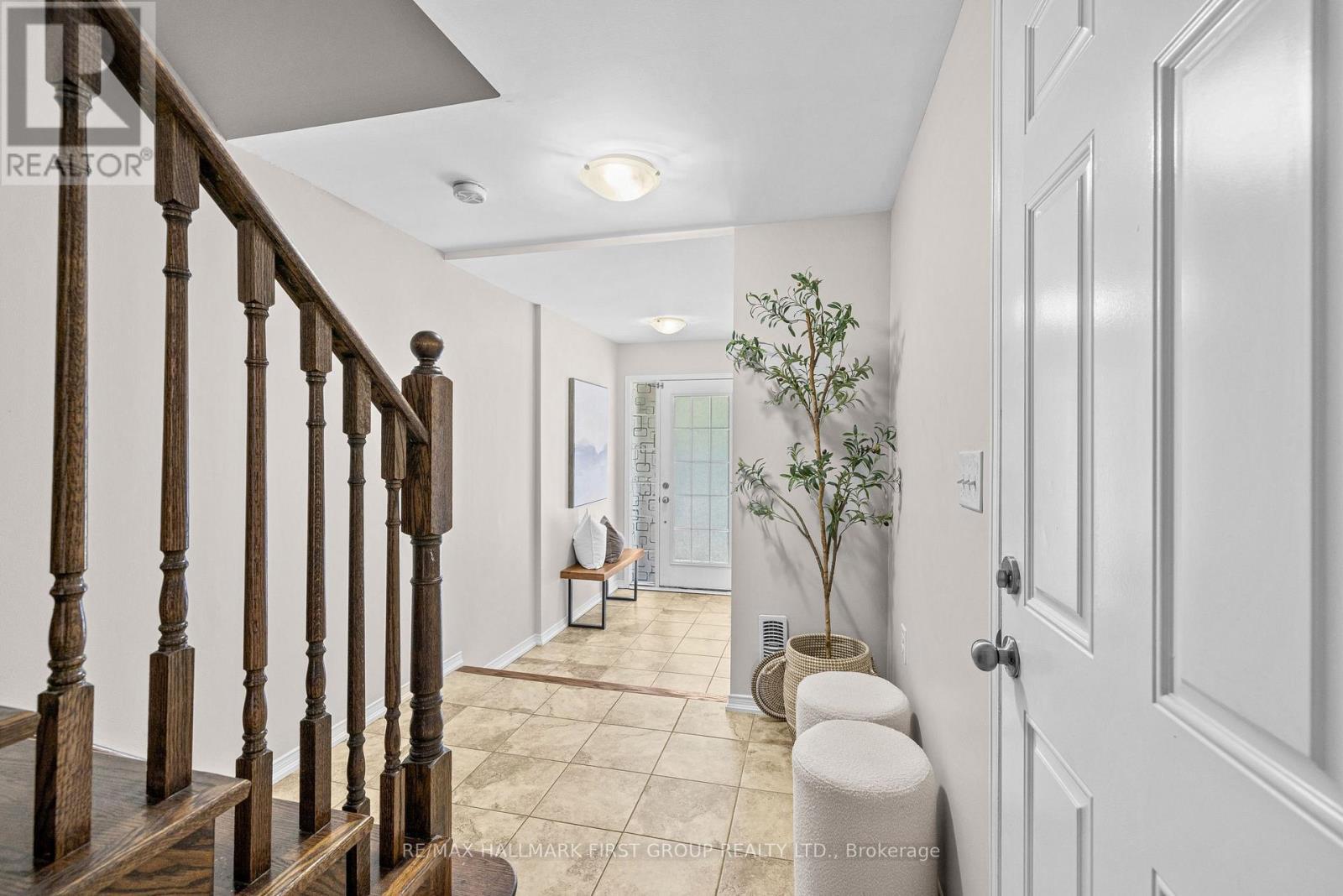17 Edison Way, Whitby, ON - Indoor Photo Showing Other Room