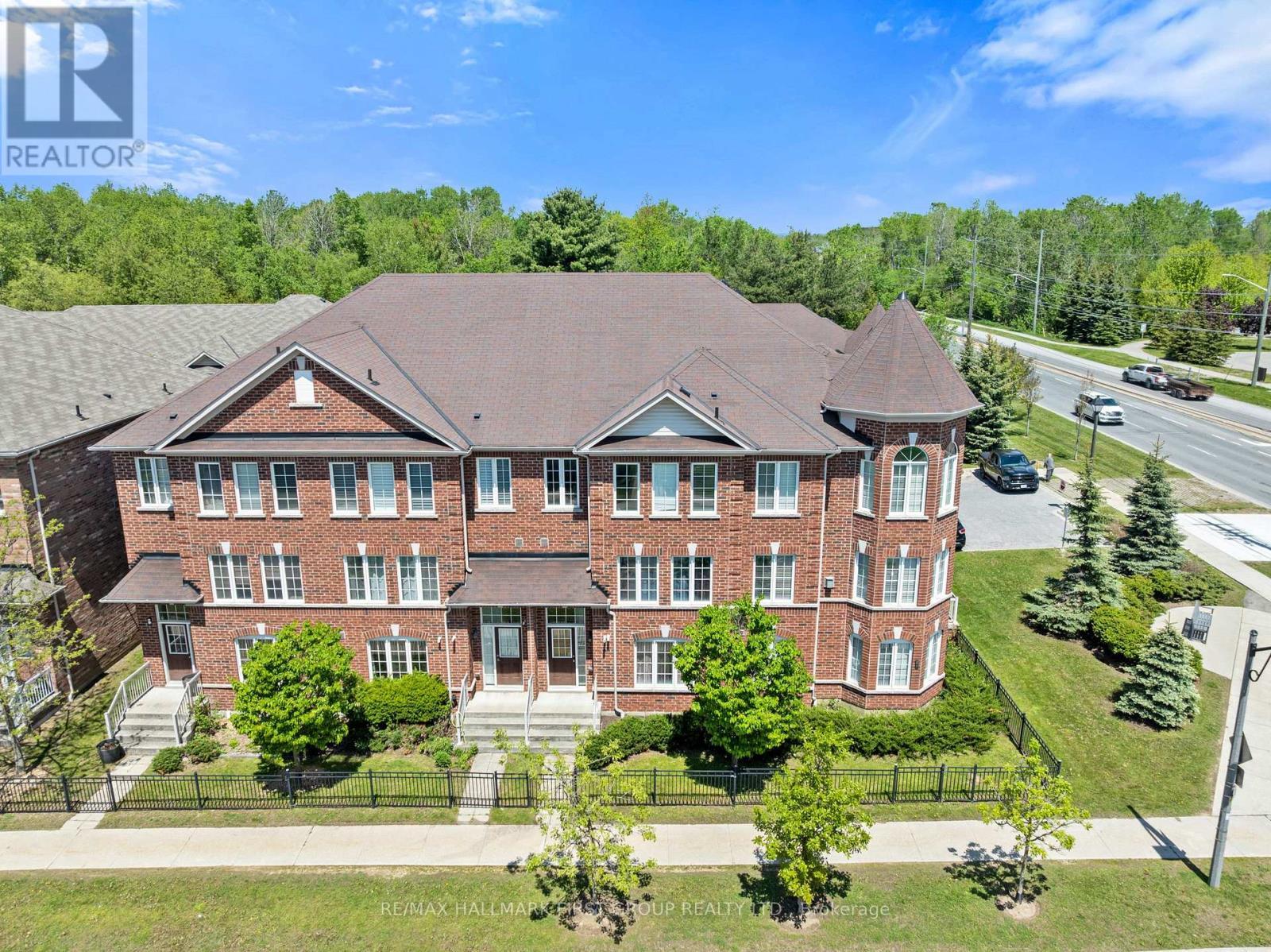 17 Edison Way, Whitby, ON - Outdoor With Facade