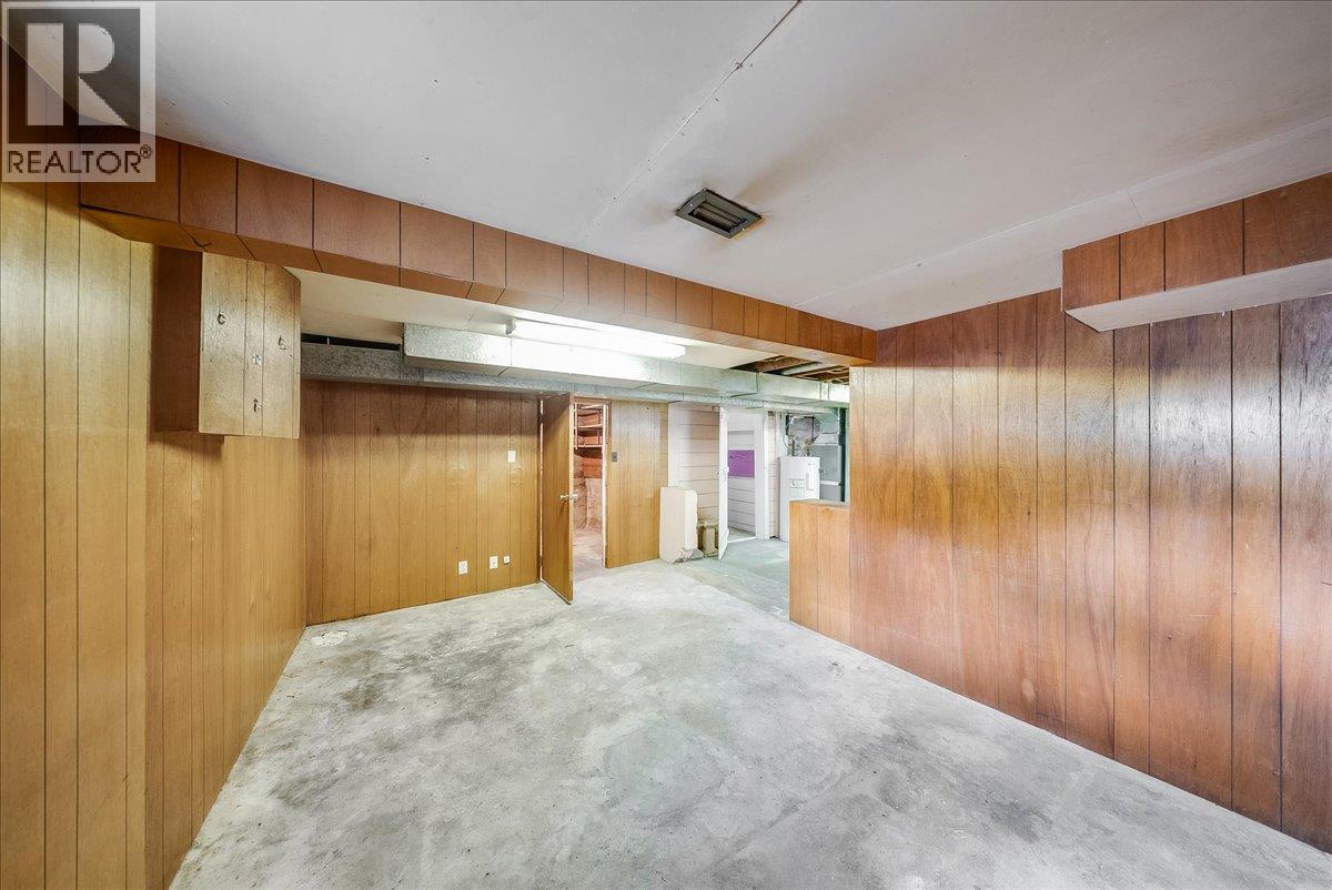 426 Austad Lane, Trail, BC - Indoor Photo Showing Other Room