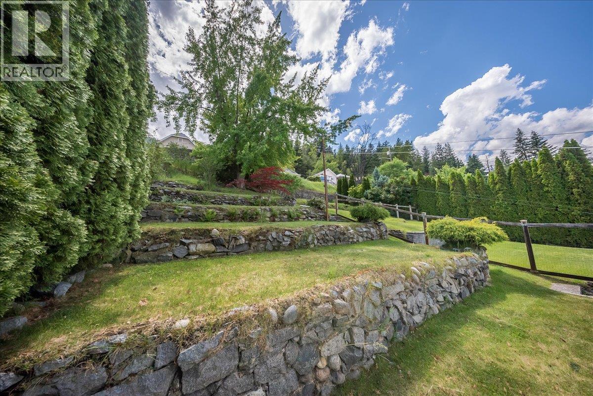 426 Austad Lane, Trail, BC - Outdoor