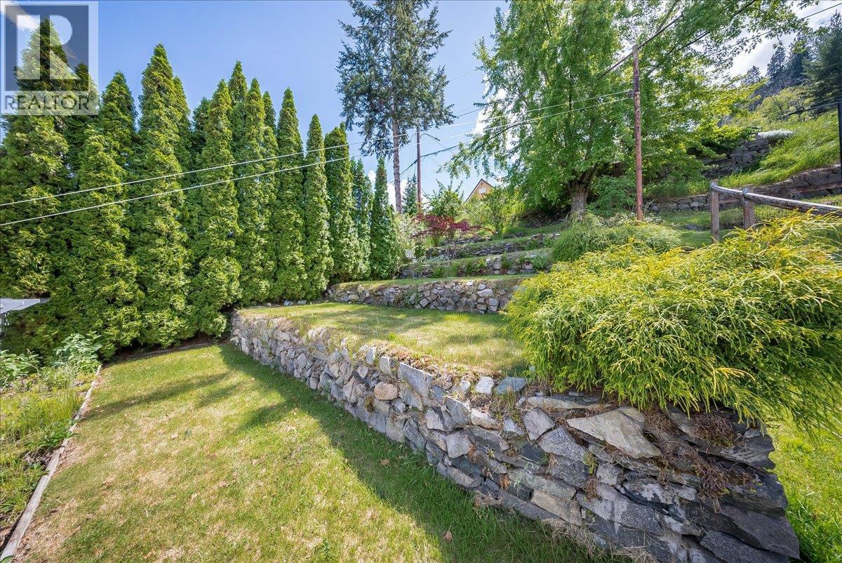 426 Austad Lane, Trail, BC - Outdoor