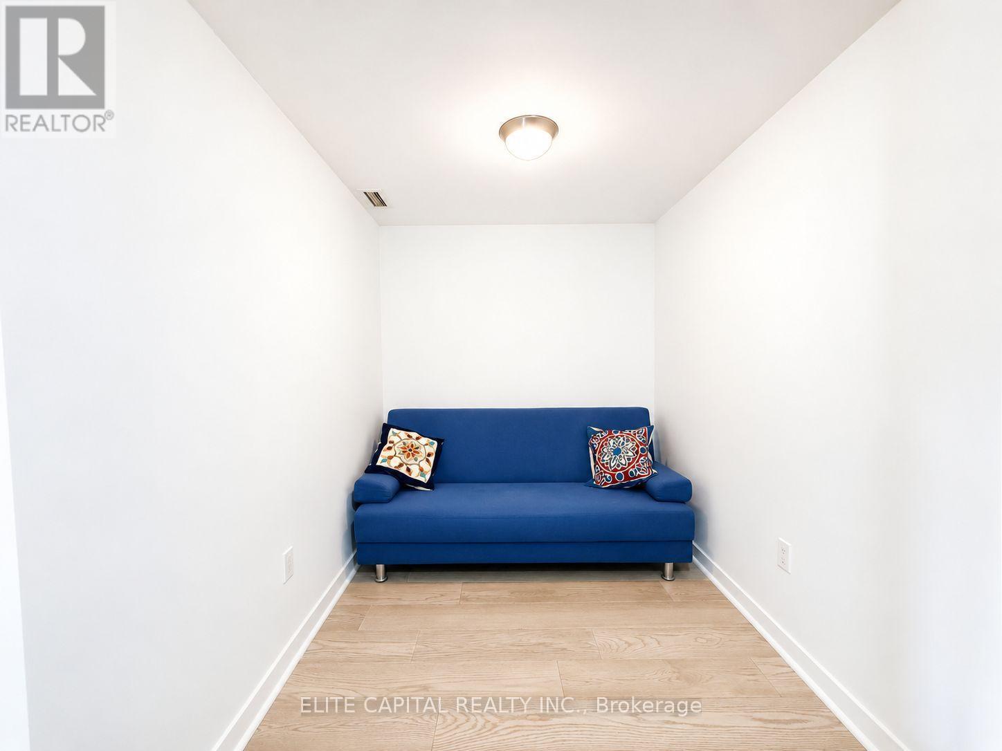 1008 - 10 Navy Wharf Court, Toronto, ON - Indoor Photo Showing Other Room