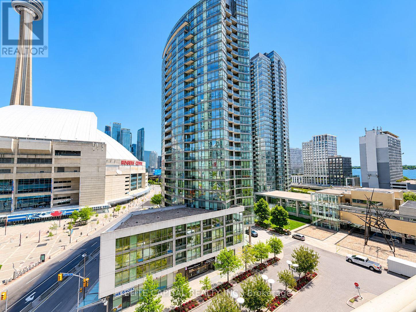 1008 - 10 Navy Wharf Court, Toronto, ON - Outdoor With Facade