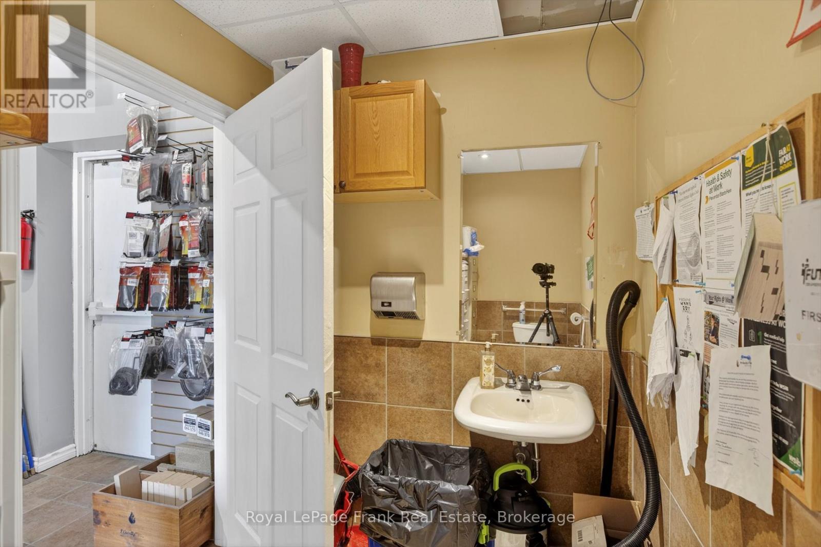70 King Street E, Cobourg, ON