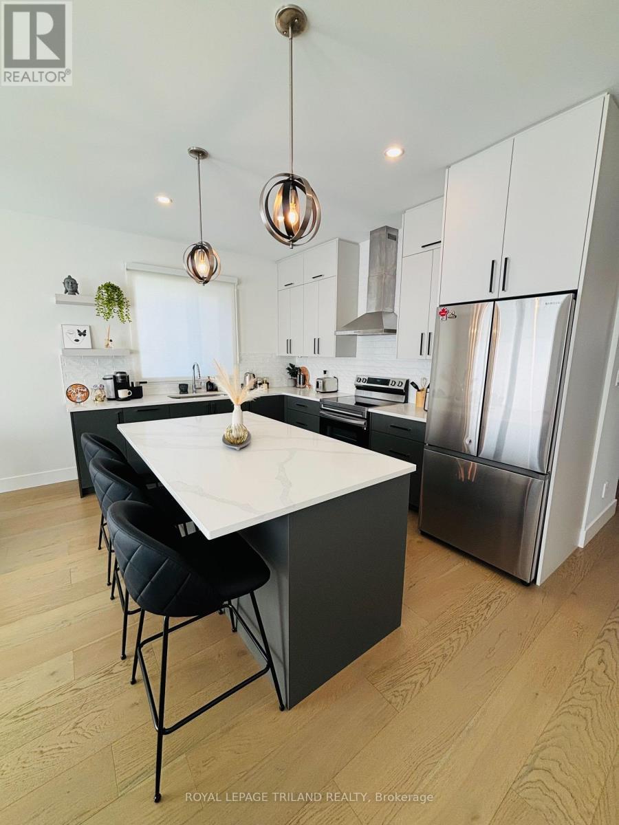 176 Winlow Way, Middlesex Centre, ON - Indoor