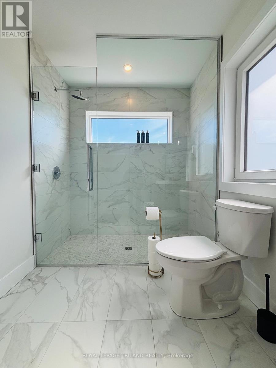 176 Winlow Way, Middlesex Centre, ON - Indoor Photo Showing Bathroom