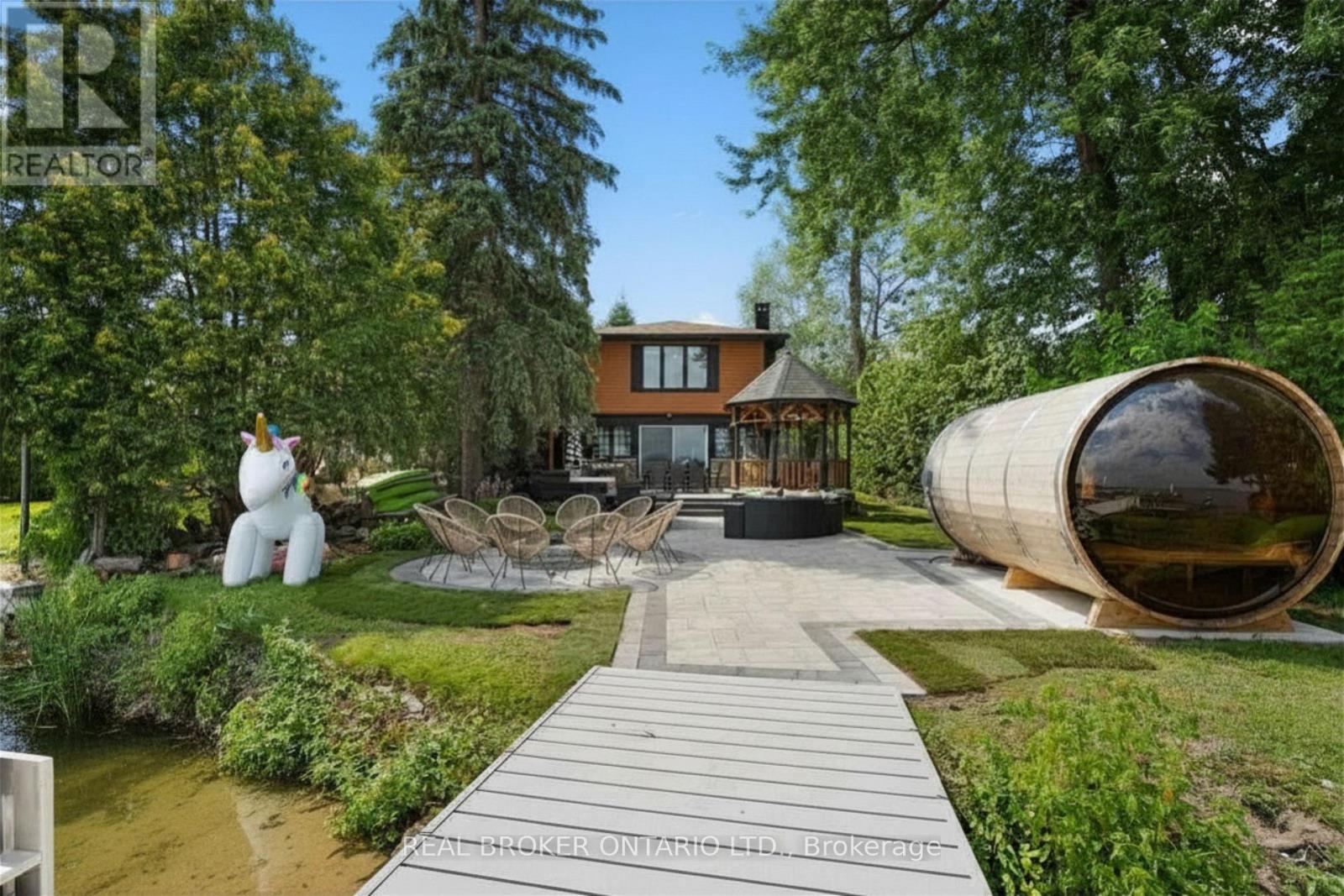 943 Barry Avenue, Innisfil, ON