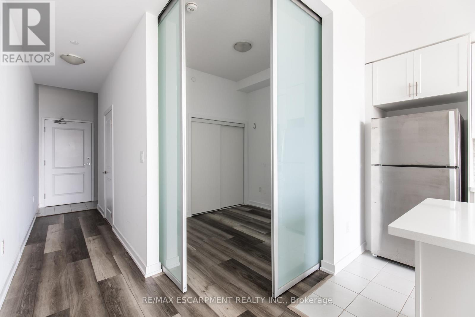 416 - 450 Dundas Street E, Hamilton, ON - Indoor Photo Showing Other Room