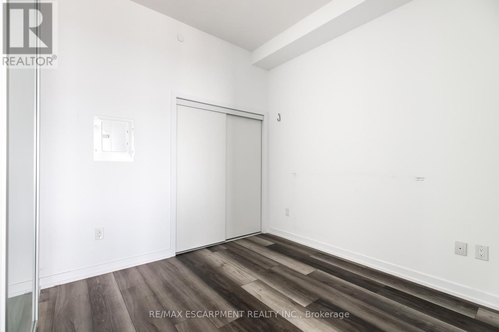 416 - 450 Dundas Street E, Hamilton, ON - Indoor Photo Showing Other Room