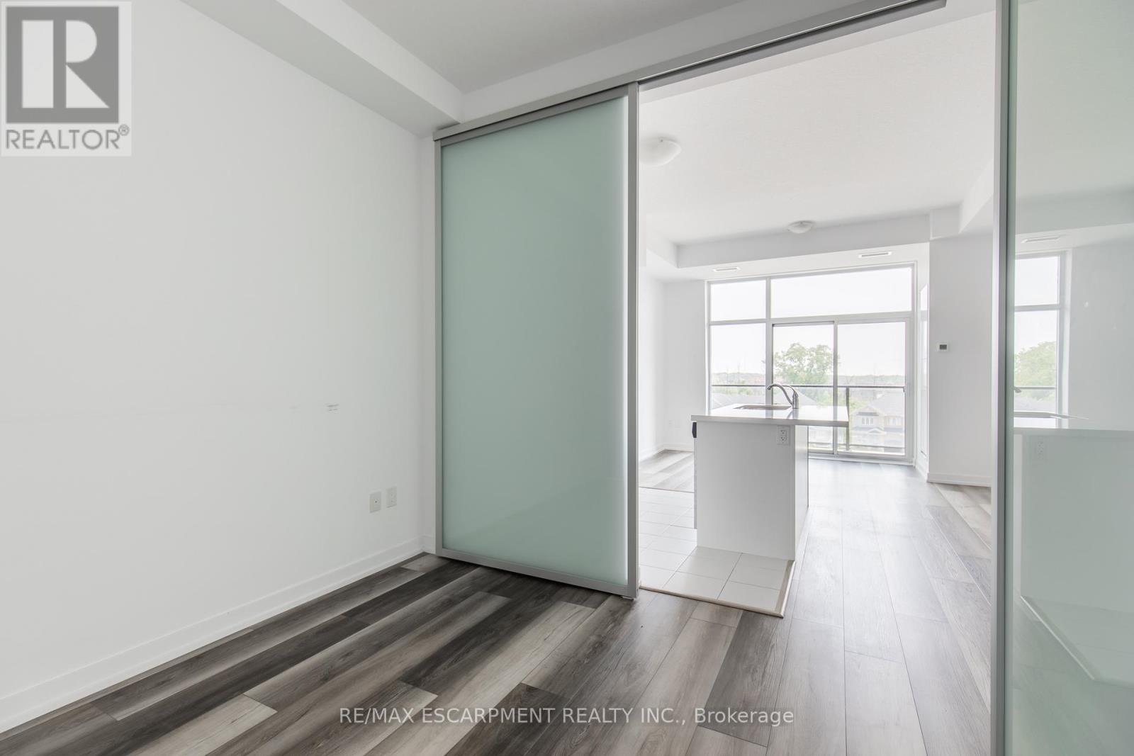 416 - 450 Dundas Street E, Hamilton, ON - Indoor Photo Showing Other Room