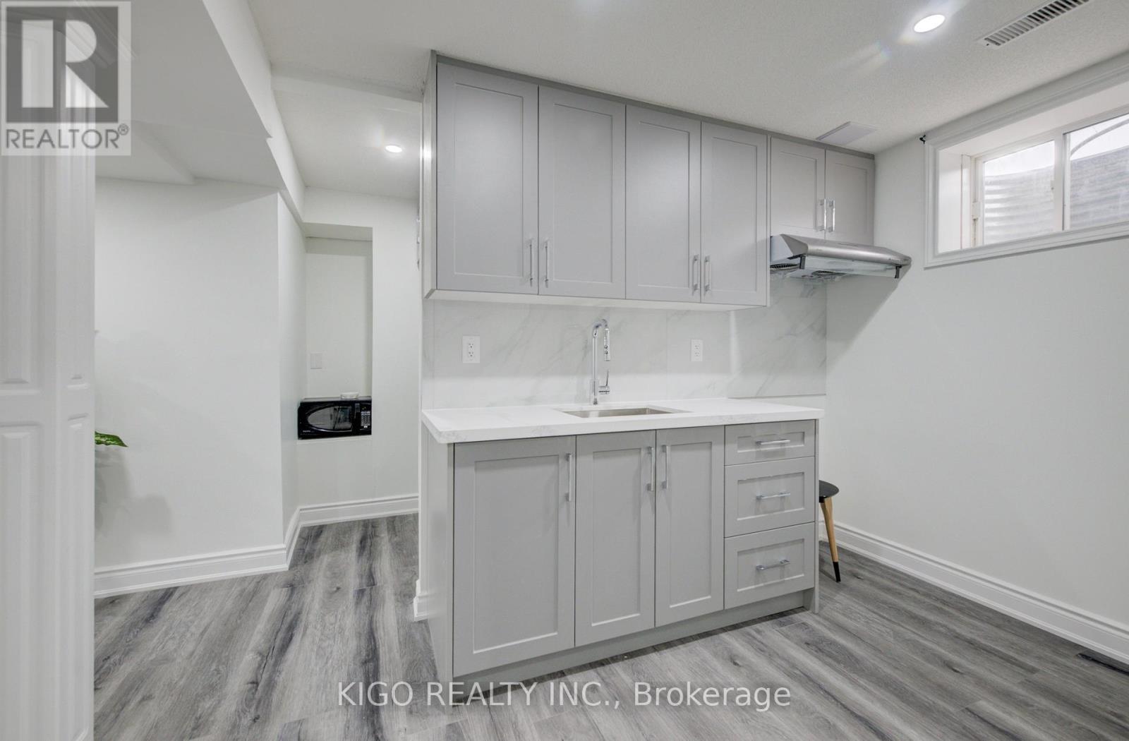 66 Shoreacres Drive, Kitchener, ON