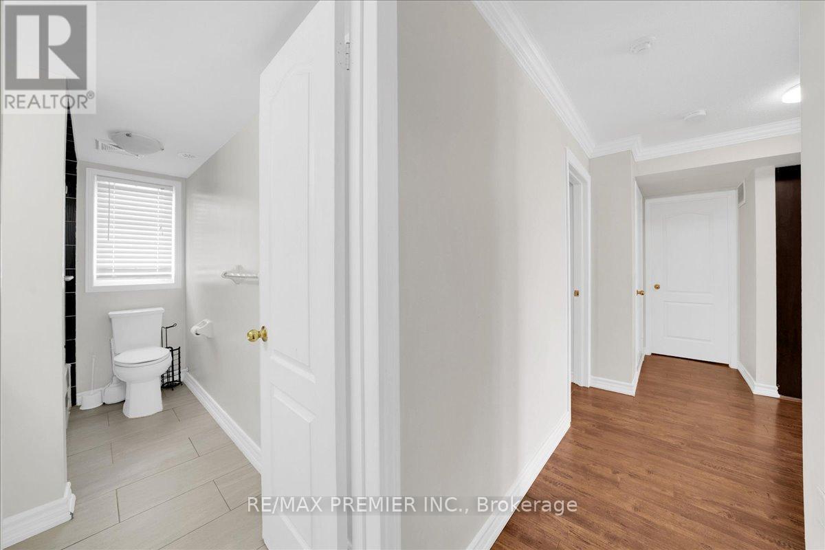 8 - 141 Isaac Devins Boulevard, Toronto, ON