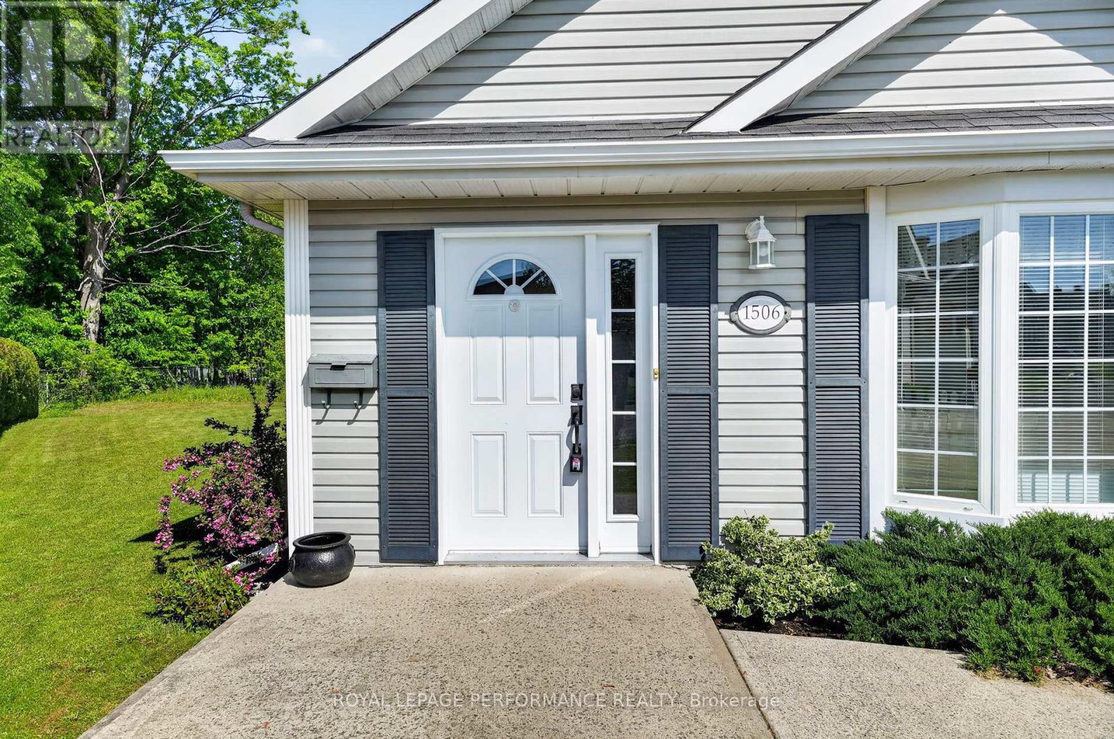 1506 Frank Court, Cornwall, ON - Outdoor