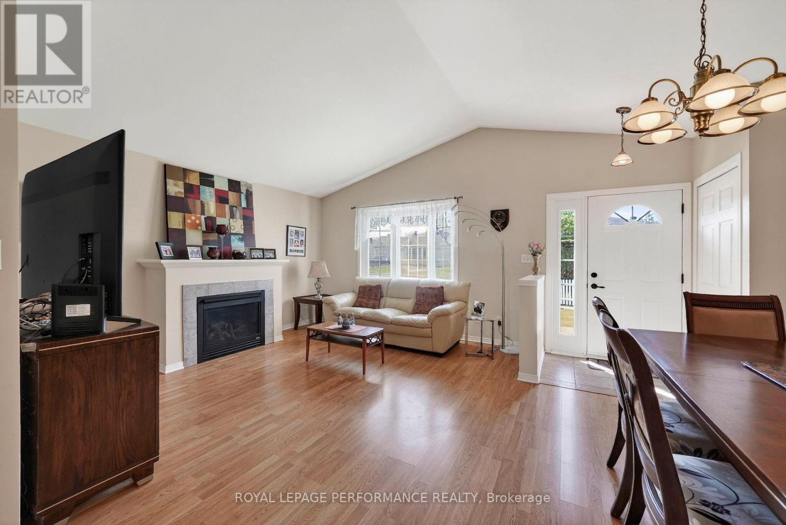 1506 Frank Court, Cornwall, ON - Indoor With Fireplace