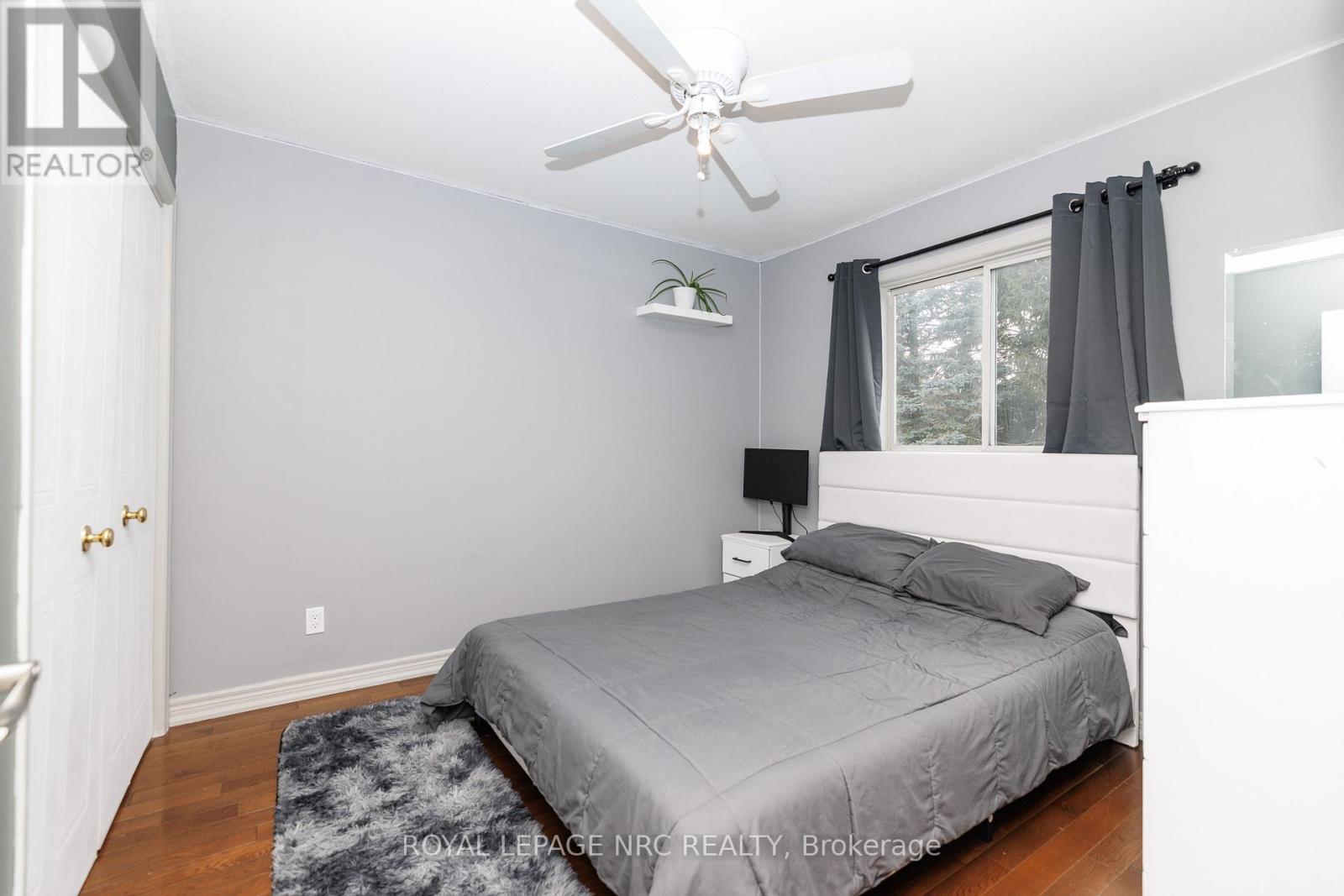 3rd bedroom - 16 Leonard Drive, St. Catharines (Rykert/Vansickle), ON