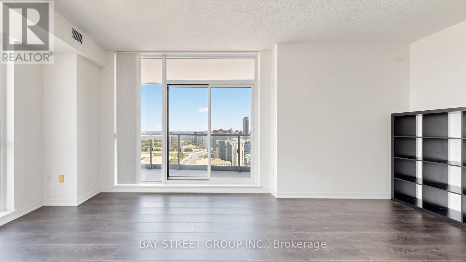 2112 - 70 Forest Manor Road, Toronto, ON
