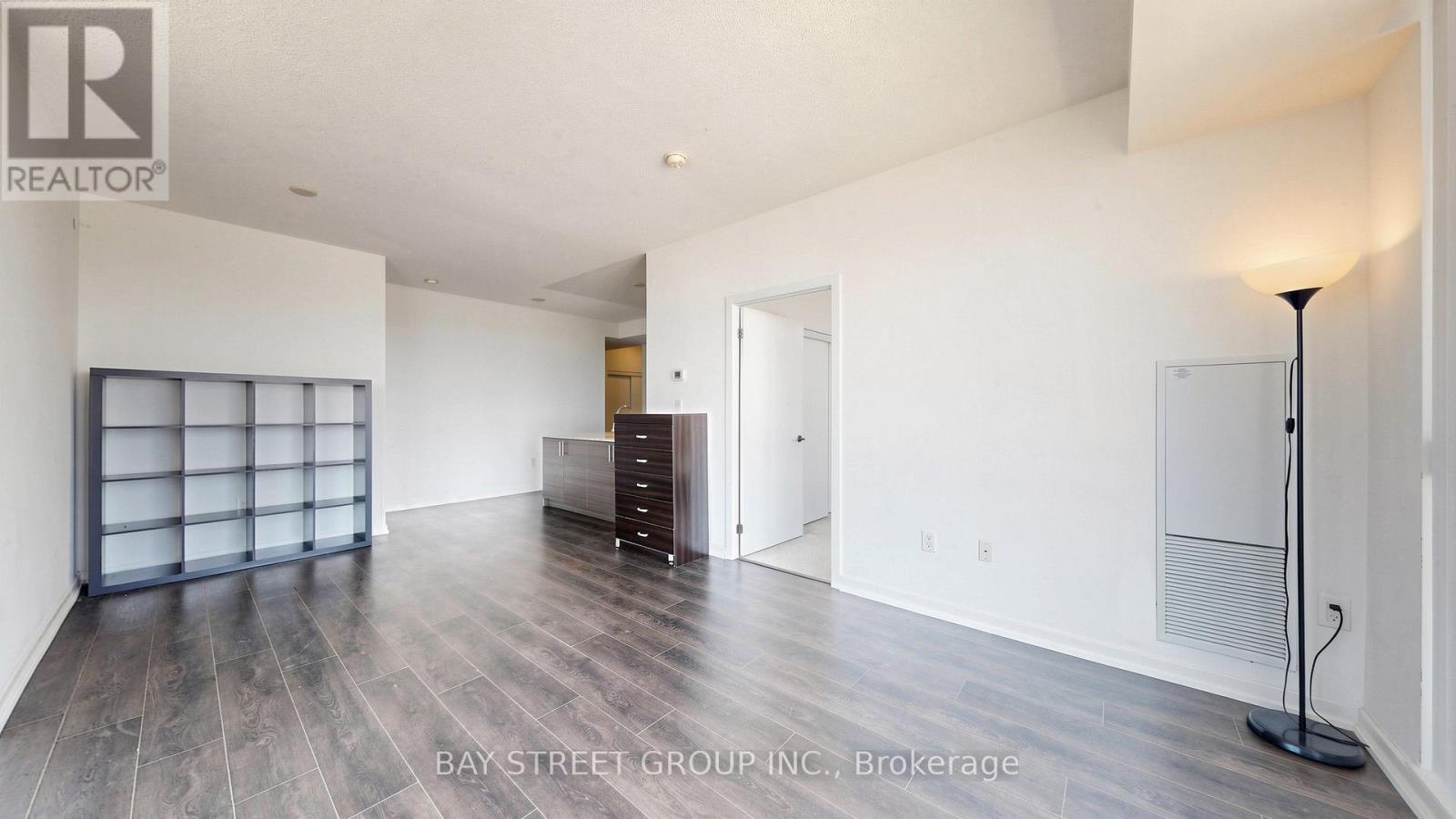 2112 - 70 Forest Manor Road, Toronto, ON