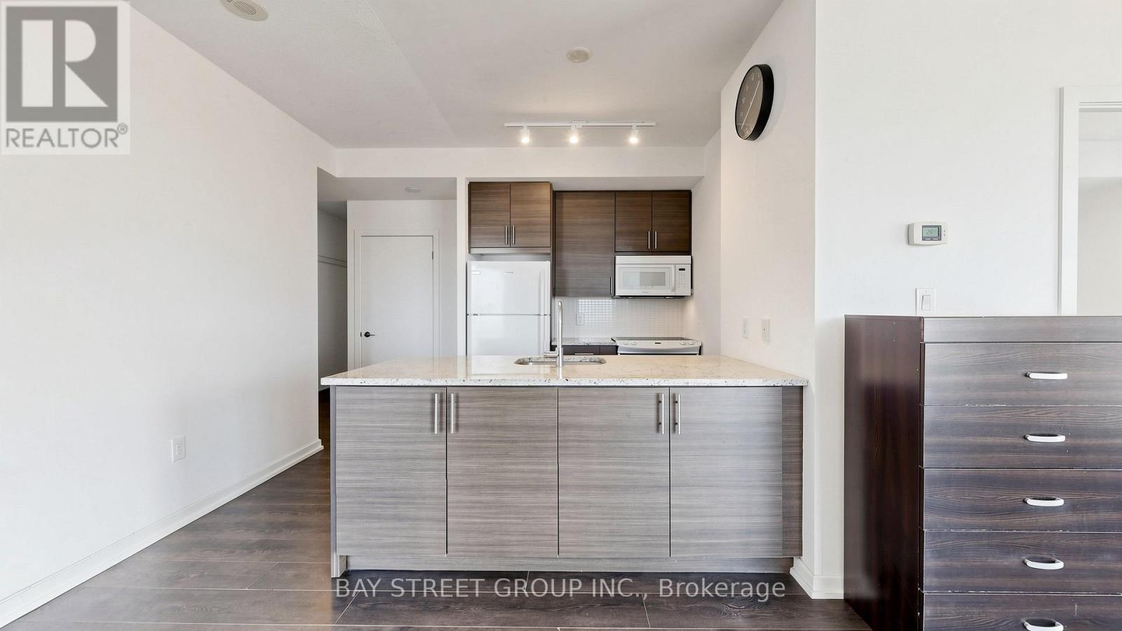 2112 - 70 Forest Manor Road, Toronto, ON