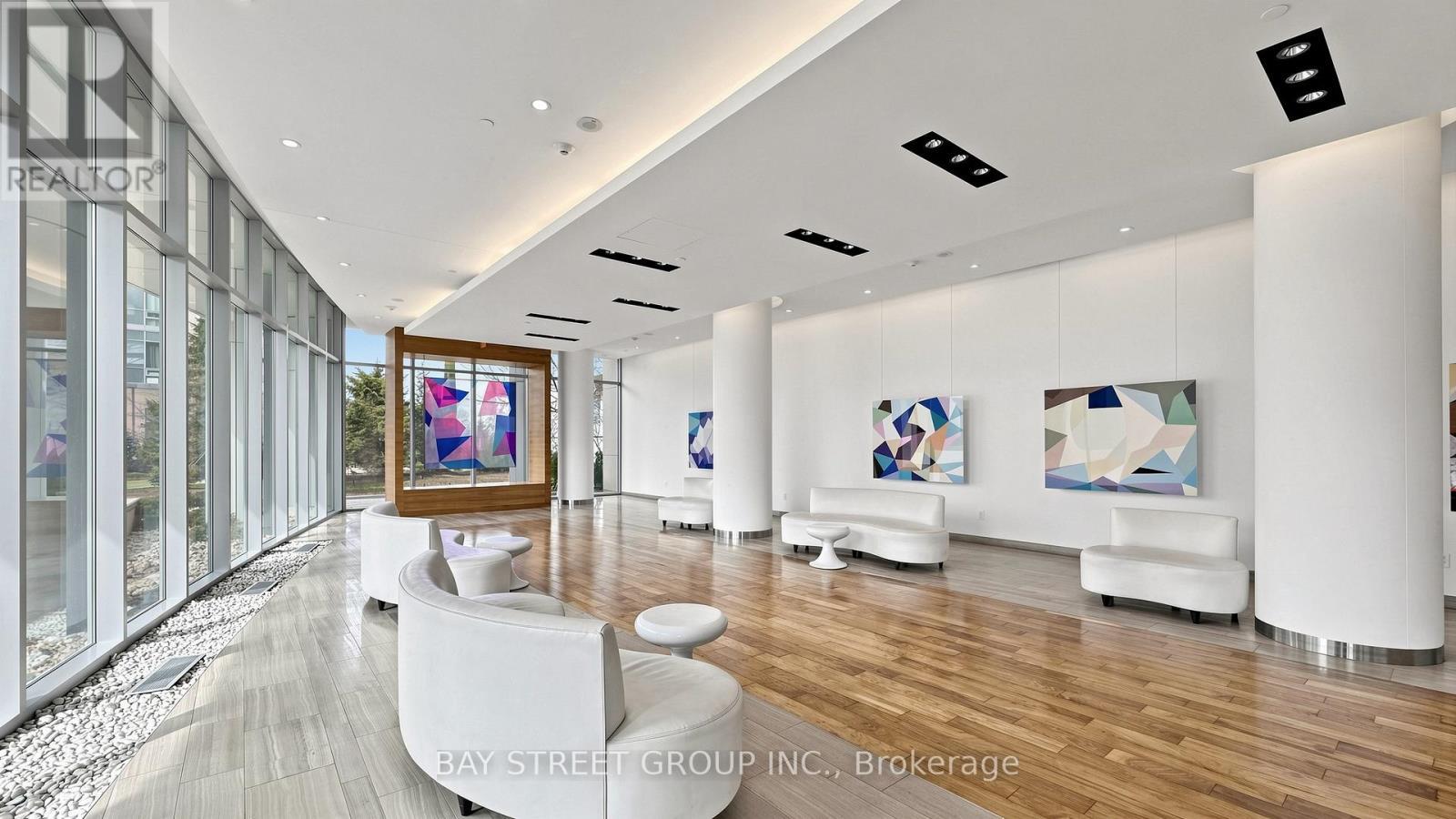 2112 - 70 Forest Manor Road, Toronto, ON