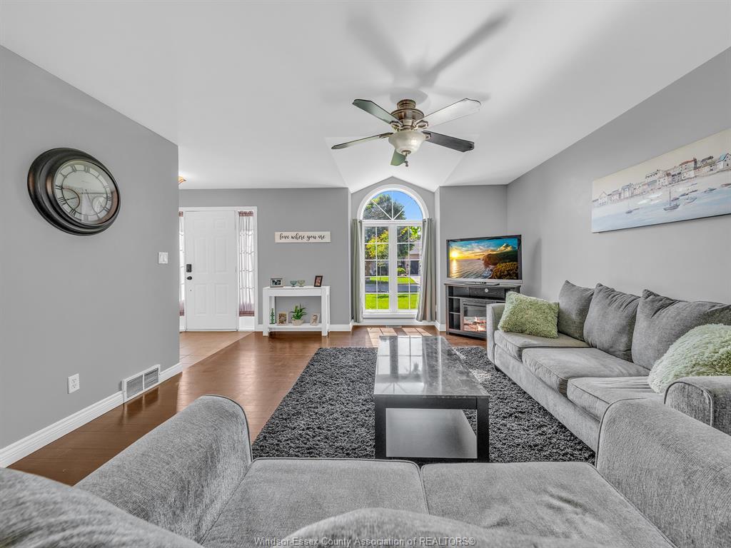 382 Thorn Ridge, Amherstburg, ON